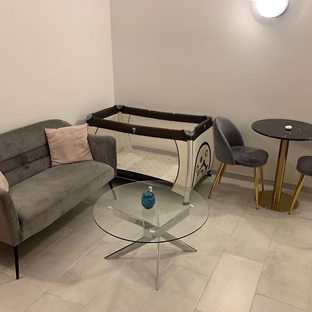 Lovely Studio Saint Jean Cachan, 20 Minutes From Luxembourg Gardens On Rer B And 350 M From Bagneux Rer B Leilighet Eksteriør bilde