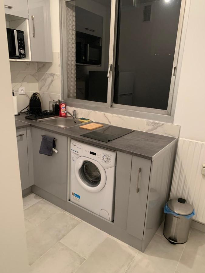 Lovely Studio Saint Jean Cachan, 20 Minutes From Luxembourg Gardens On Rer B And 350 M From Bagneux Rer B Leilighet Eksteriør bilde