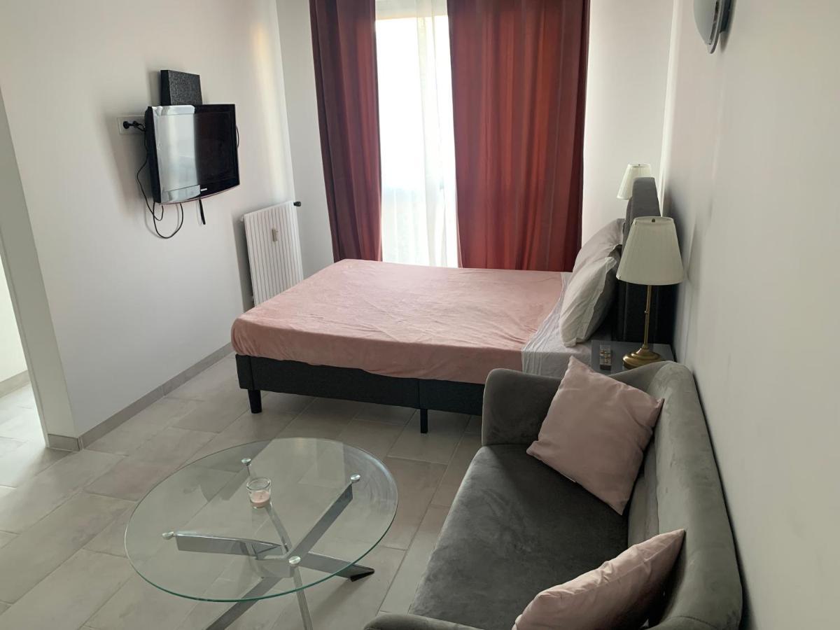 Lovely Studio Saint Jean Cachan, 20 Minutes From Luxembourg Gardens On Rer B And 350 M From Bagneux Rer B Leilighet Eksteriør bilde